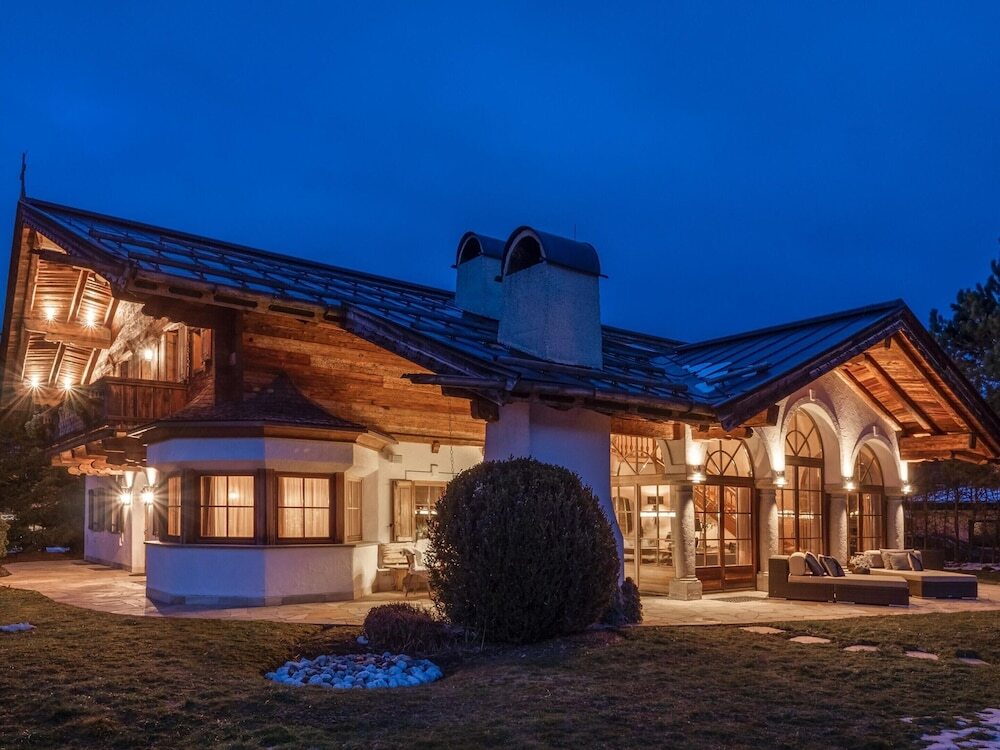Chalet in St. Johann in Tyrol near Kitzbuhel — 4-Star Luxury Hotel in Sankt Johann In Tirol, Austria