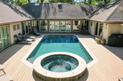 South Sea Pines Drive 97 — 4-Star Luxury Hotel in Hilton Head Island, United States