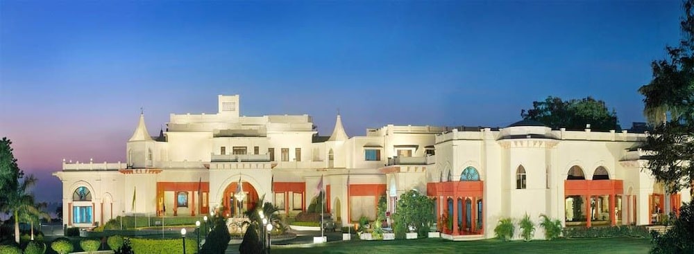 Noor Us Sabah Palace — 4-Star Luxury Hotel in Bhopal, India