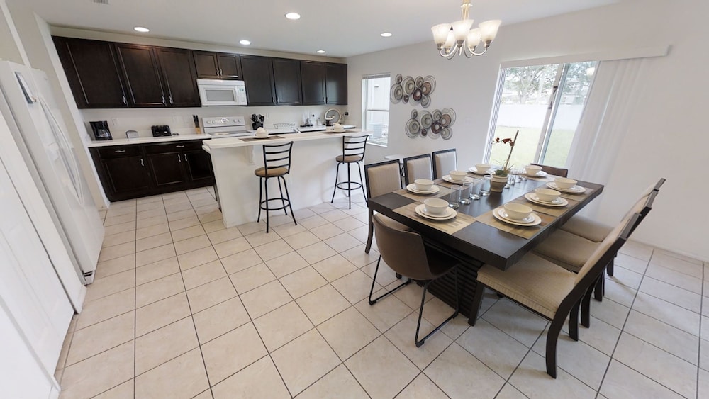 Crystal Cove Resort - photo 18