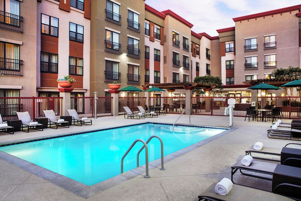 Residence Inn by Marriott Los Angeles Burbank Downtown - photo 24