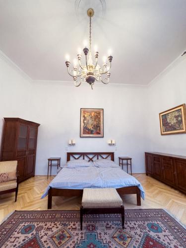 Buda Castle View Grand Apartment — 4-Star Luxury Hotel in Budapest, Hungary