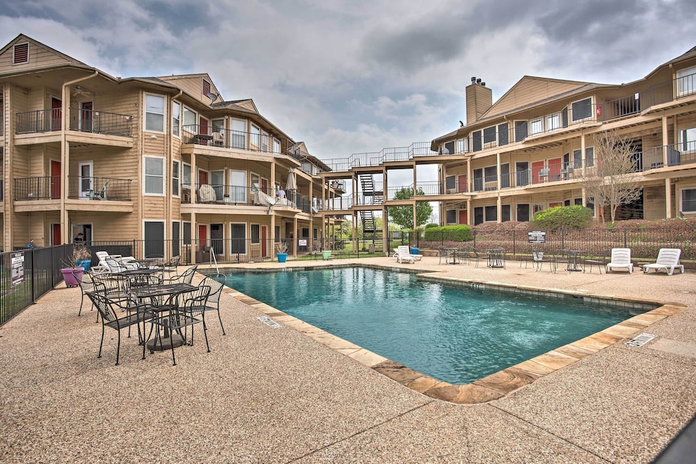 Resort Condo in Pottsboro with Lake Texoma Access - photo 8