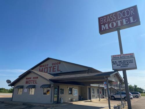 Brass Door Motel Gassville - photo 4
