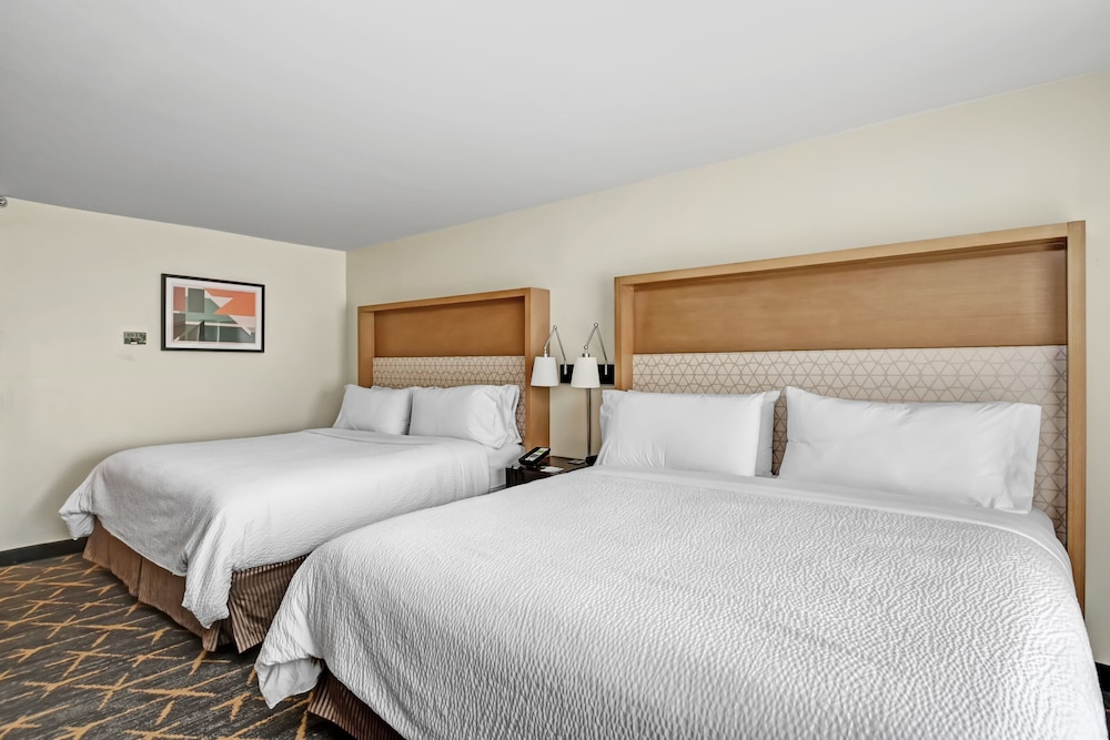 Holiday Inn Piscataway Somerset by IHG - photo 11