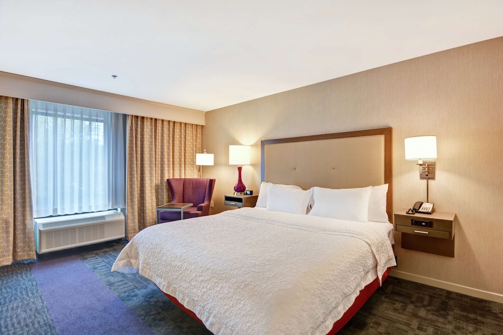 Hampton Inn & Suites Ashland - photo 17
