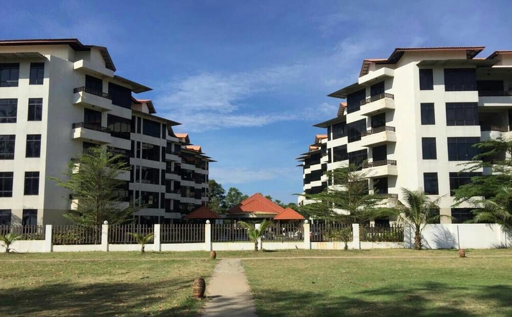 Samsuria Beach Resort & Residence — 4-Star Luxury Hotel in Kuantan, Malaysia