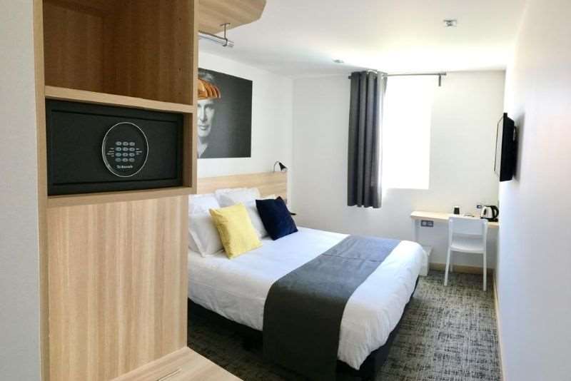 Brit Hotel Martigues Nord in Saint-Mitre-Les-Remparts, France