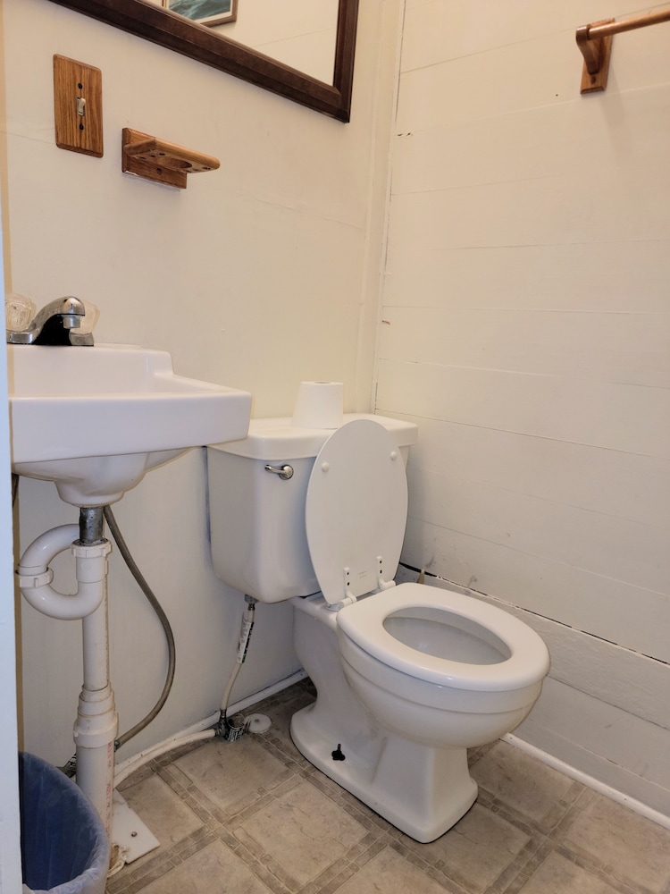 Beaufort Harbour Suites - photo 37