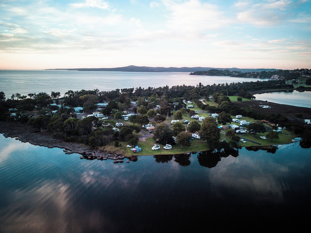Reflections Eden Holiday Park — 4-Star Luxury Hotel in Eden, Australia