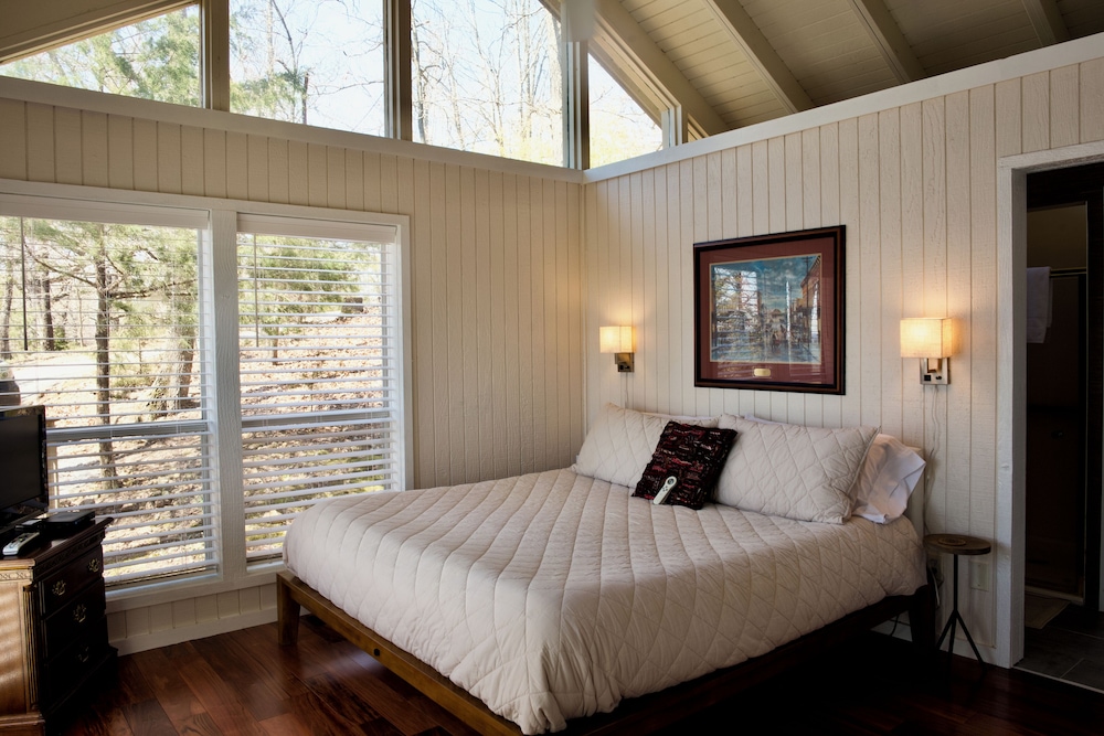 Beaver Lake Cottages - photo 12