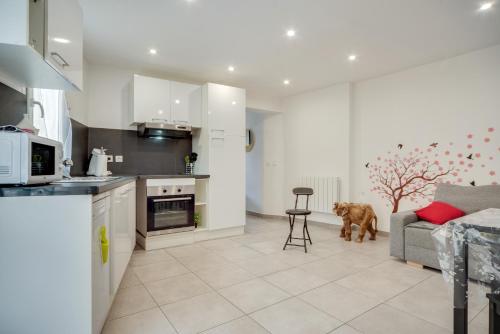 La Sérénade Numéro 1 in Montreuil, France