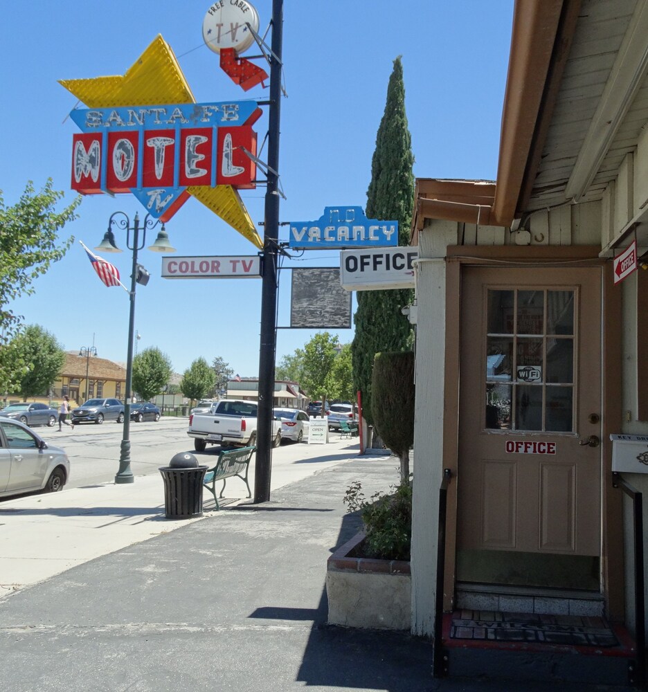 Santa Fe Motel - photo 22