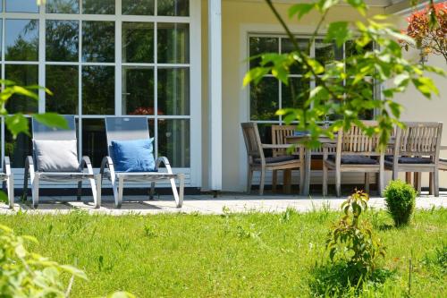 Gartenparadies — 4-Star Luxury Hotel in Chieming, Germany