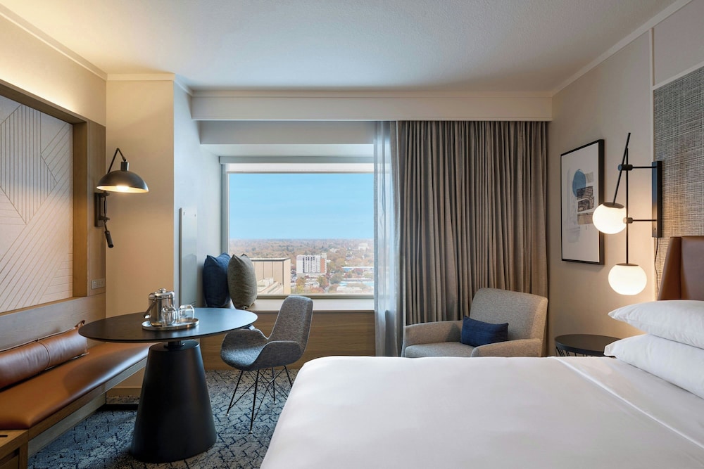 Sheraton Grand Sacramento Hotel - photo 19