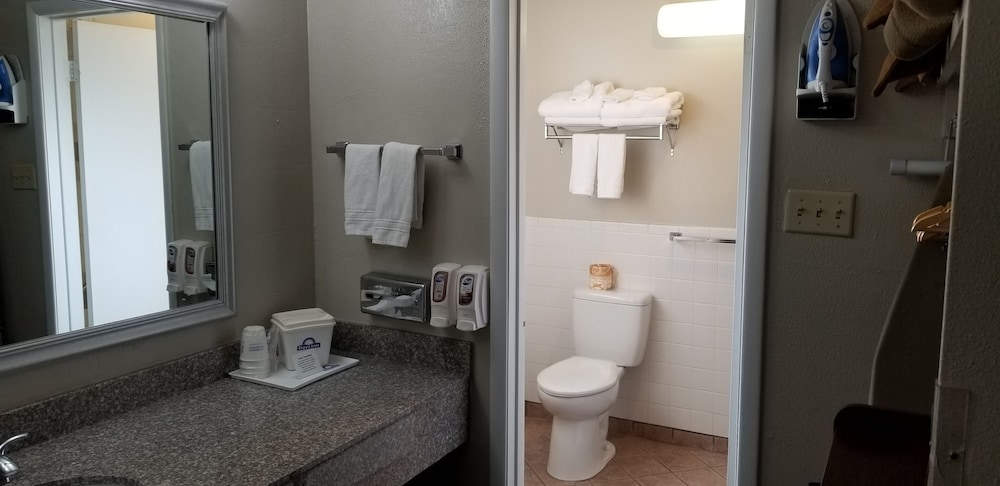 Days Inn & Suites by Wyndham Trinidad - photo 32