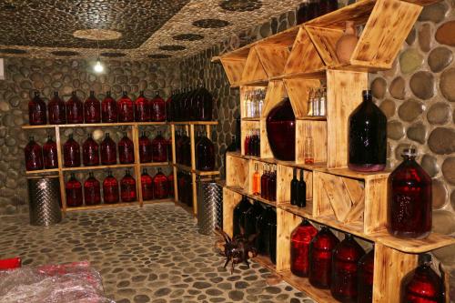 HOTEL Wine Cellar & Fitness Khoni City