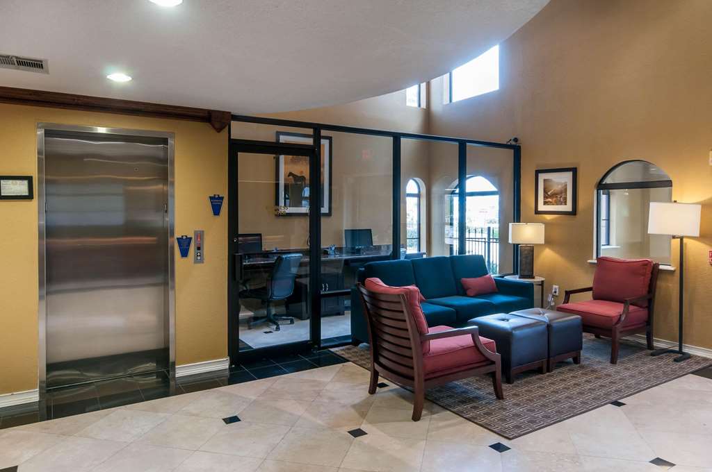 Comfort Inn North Conroe - photo 8