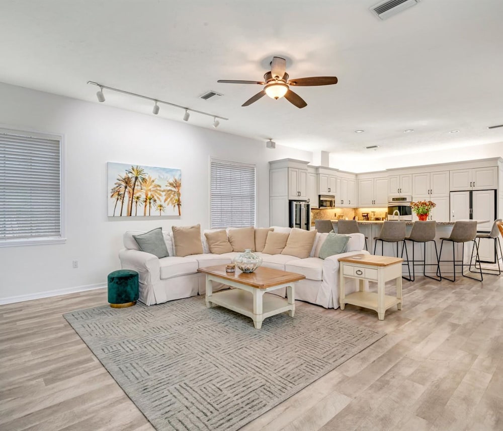 Siesta Key Marvel Pool SPA Deeded Beach Access - photo 56