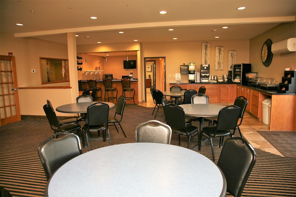 Corporate East Hotel - photo 27
