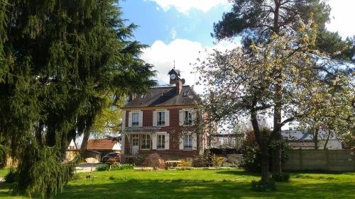 Le Jardin Des Erables — hotel in Saint-Marcel