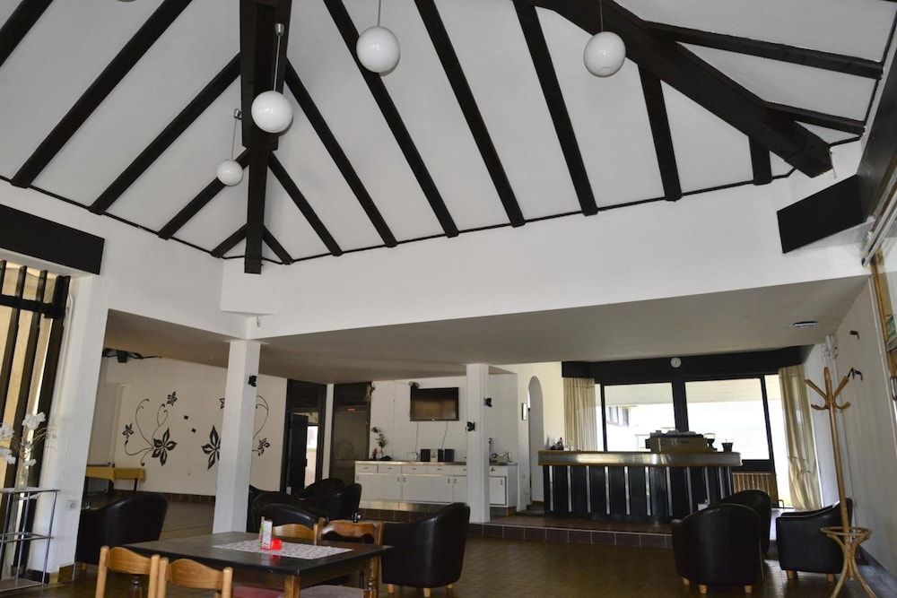 Motel Licki Krovovi — hotel in Gracac