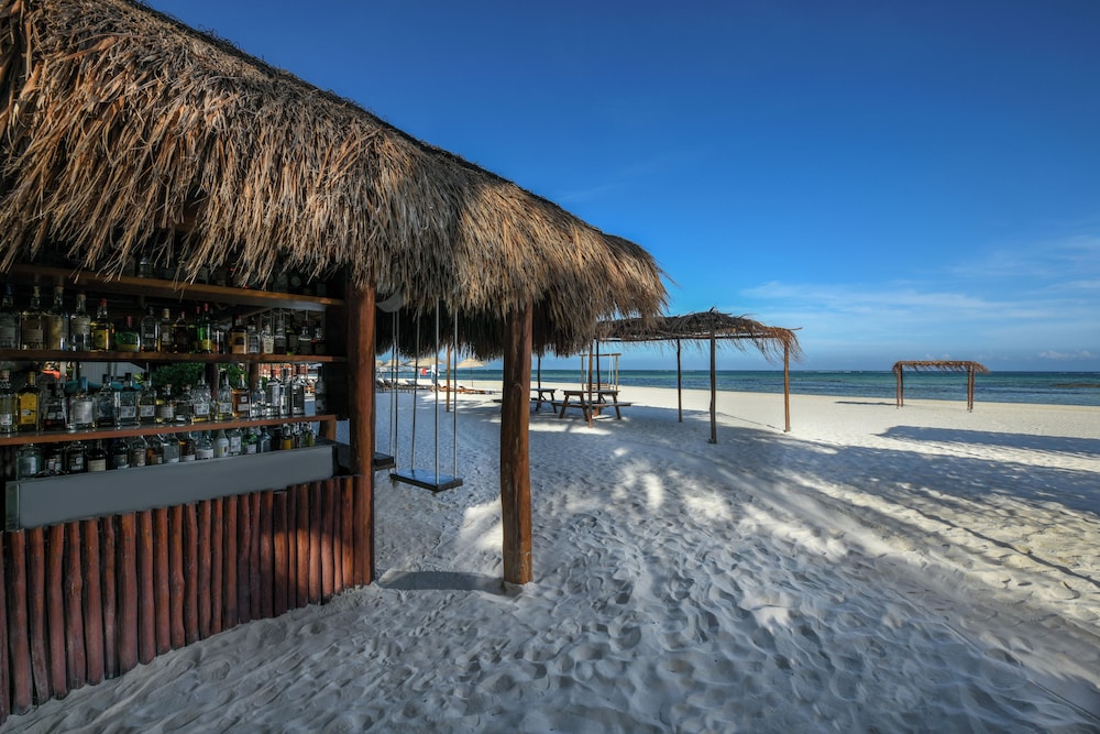 Beach bar