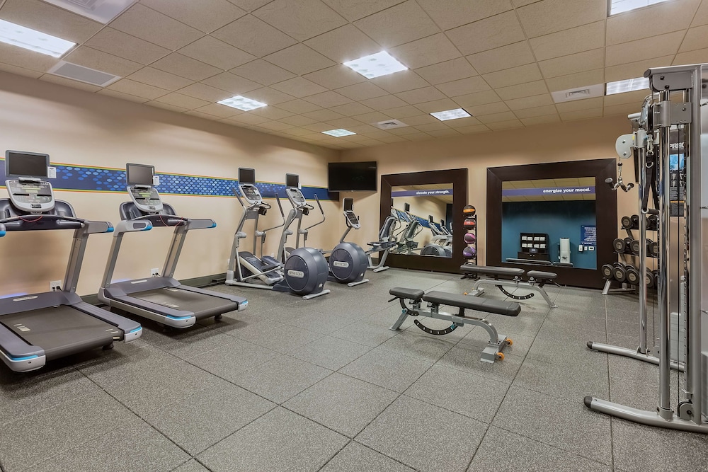 Hampton Inn & Suites Bend - photo 39