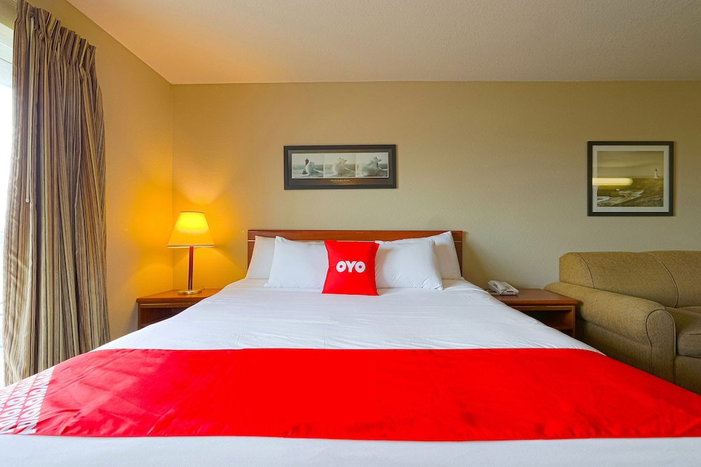 Siletz Bay Beachfront Hotel by OYO Lincoln City - photo 34