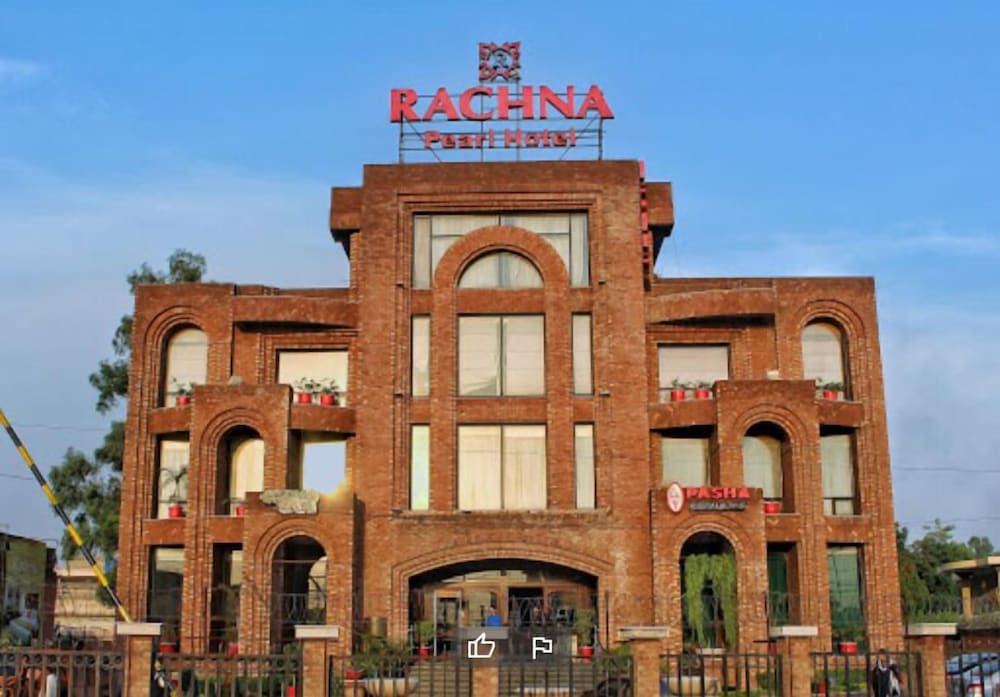 Faletti’s Grand Hotel Gujranwala in Gujranwala, Pakistan