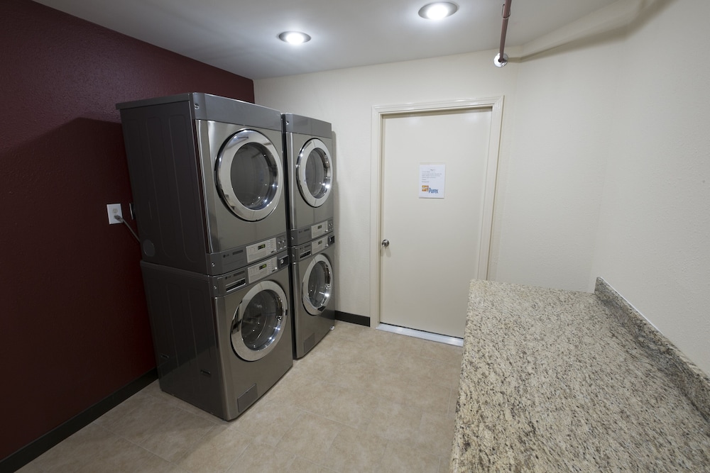 Red Roof Inn PLUS Houston Energy Corridor - photo 18