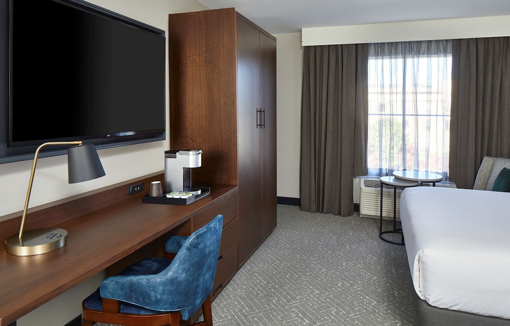 Cumberland House Knoxville Tapestry Collection by Hilton - photo 22