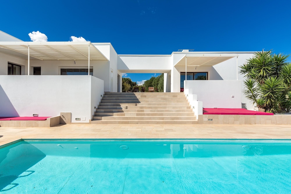 Villa Karma — 4-Star Luxury Hotel in Carovigno, Italy