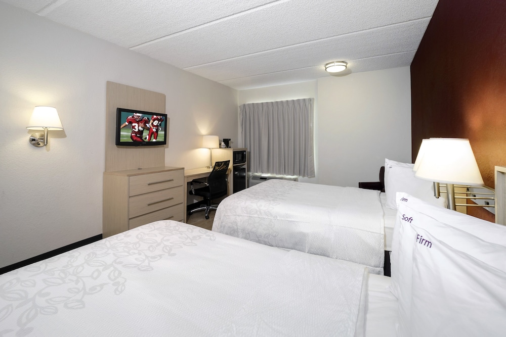 Red Roof Inn PLUS Gainesville - photo 24