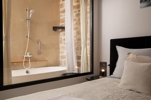 Deluxe Studio in Center with Parking and Bathtub — 4-Star Luxury Hotel in Rovinj, Croatia