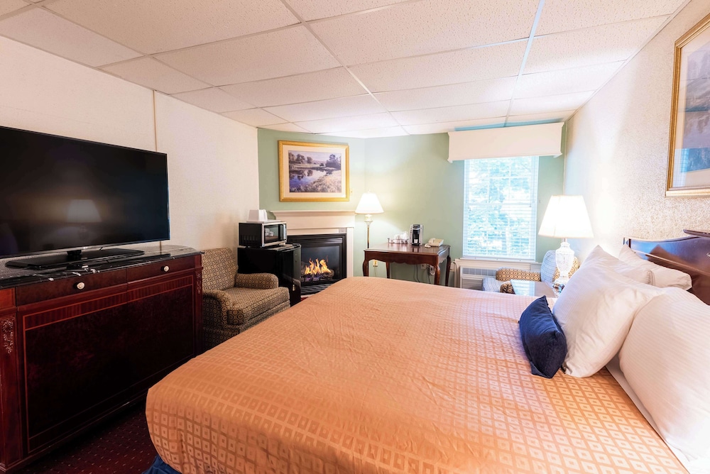 Fireside Inn & Suites Bangor - photo 6