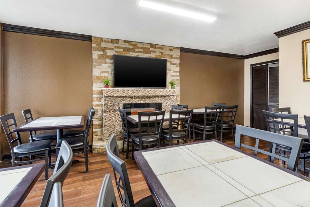 Econo Lodge Rock Hill - photo 20