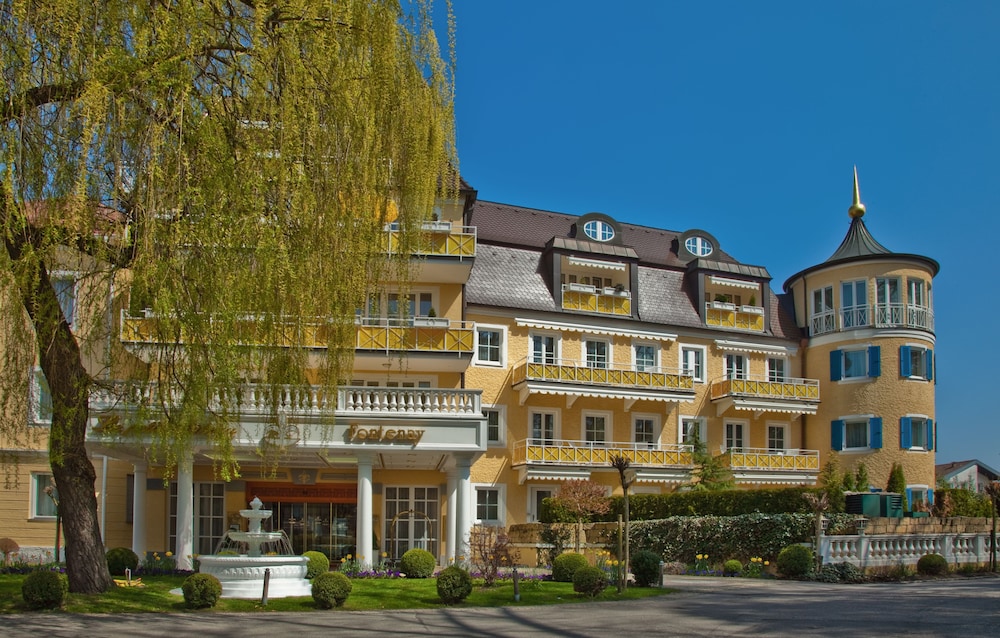 Hotel & SPA Fontenay — 5-Star Luxury Hotel in Bad Worishofen, Germany