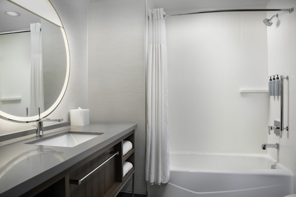 Courtyard by Marriott Northport University of Alabama - photo 15