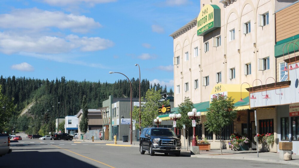Elite Hotel Downtown Center in Whitehorse, Canada