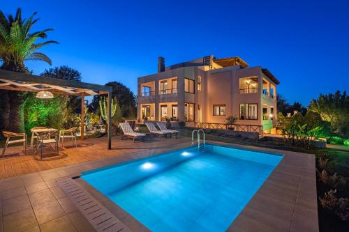 Coral Tree Luxury Villa — 4-Star Luxury Hotel in Ialysos, Greece