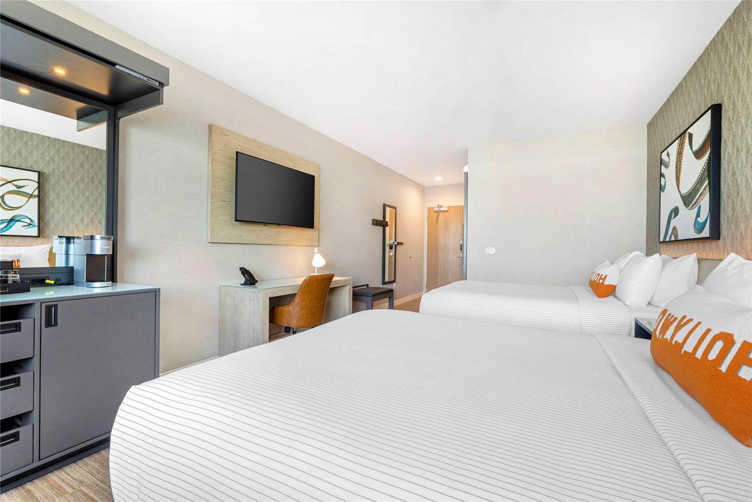 Cambria Hotel Burbank Airport - photo 27