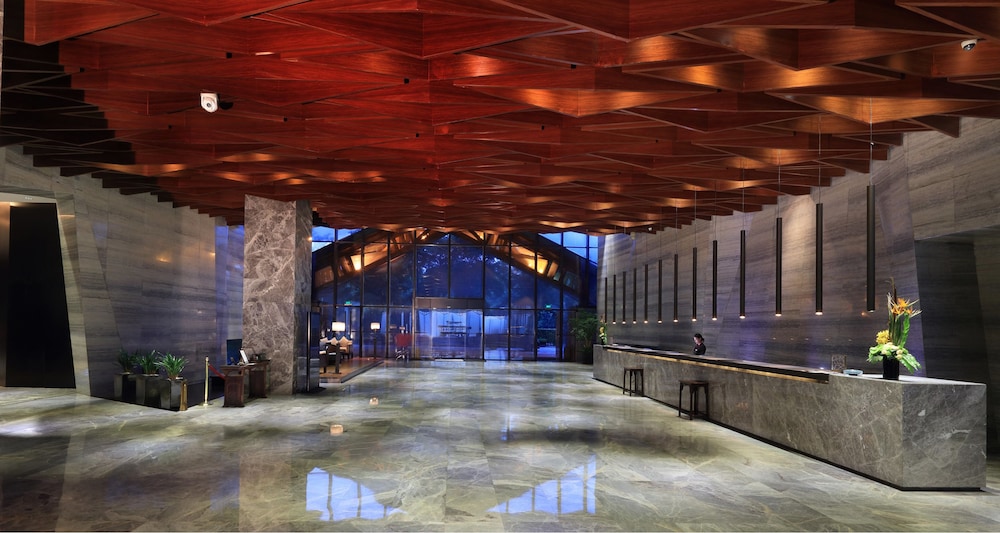 Shenzhen Castle Hotel — 4-Star Luxury Hotel in Shenzhen, People's Republic of China