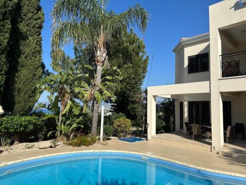 Beach villa Camelia