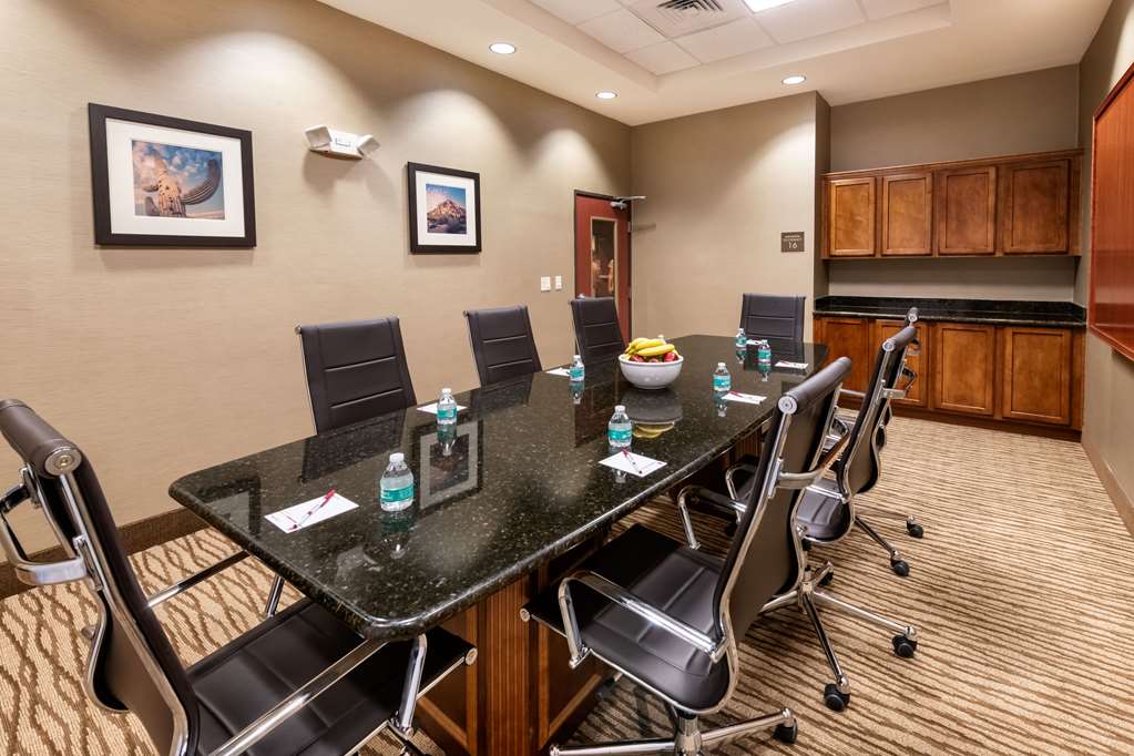 Comfort Suites Goodyear West Phoenix - photo 67
