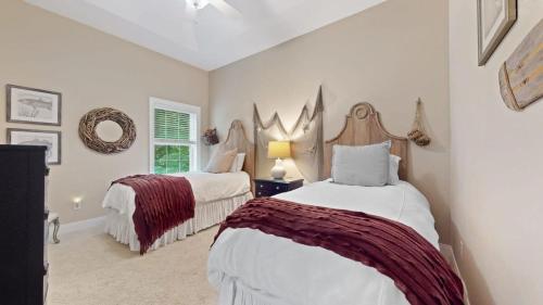 Inn Like a Lamb - photo 43