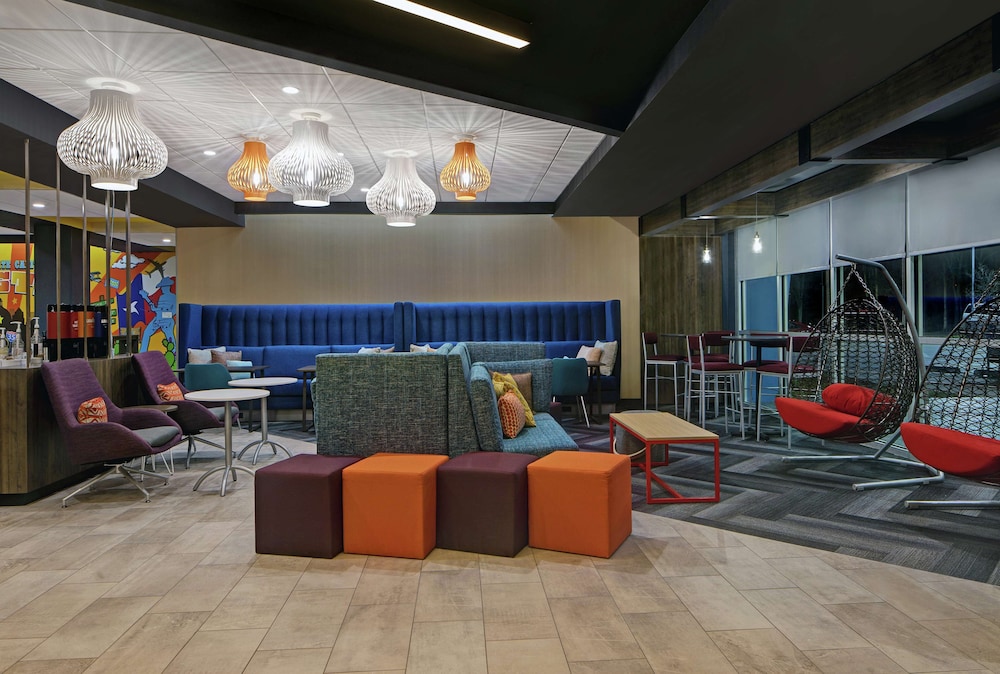 Tru by Hilton Austin Airport TX - photo 2