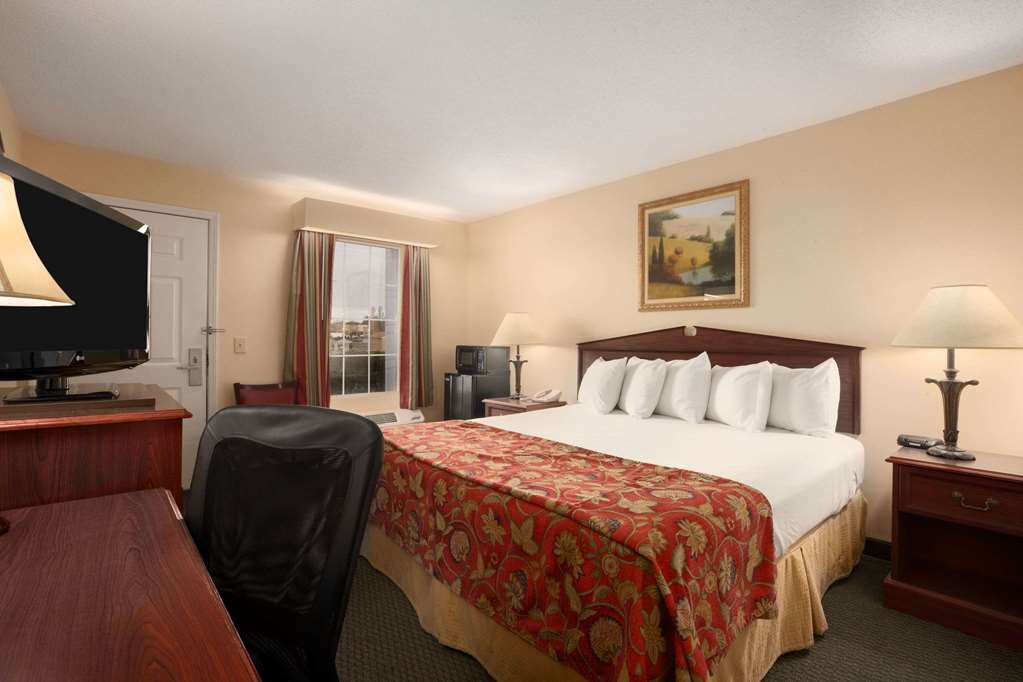 Baymont by Wyndham Gaffney - photo 8