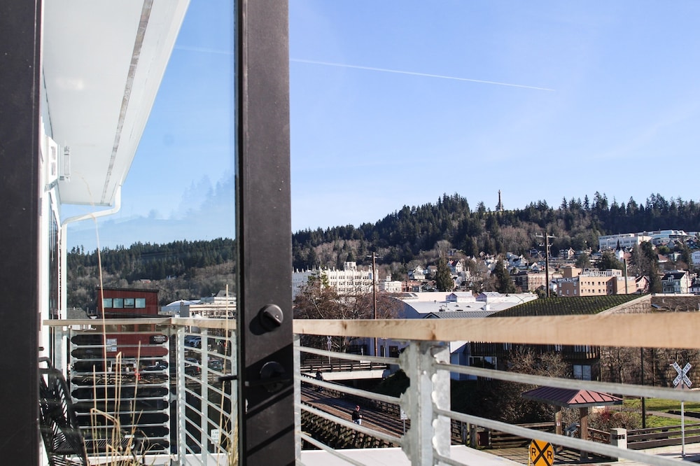 Bowline Hotel - photo 159