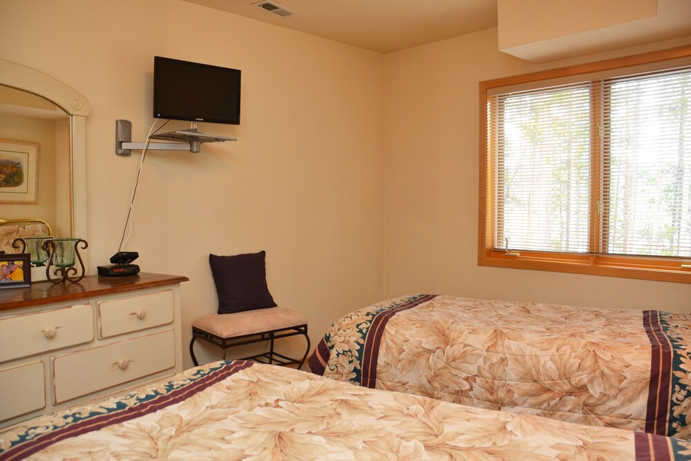 Chimney Ridge by Ski Village Resorts - photo 8